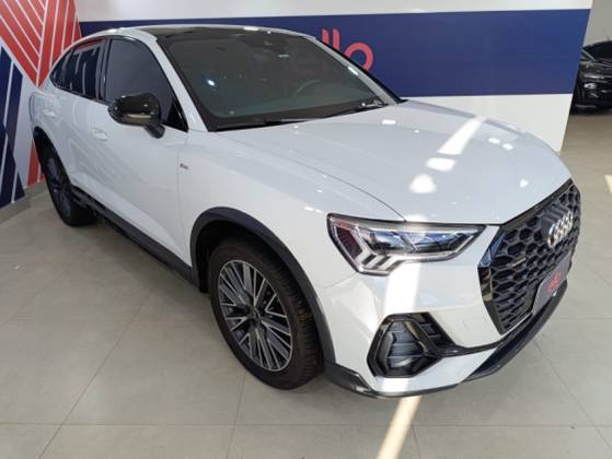 AUDI Q3 2.0 40 TFSI GASOLINA SPORTBACK PERFORMANCE BLACK QUATTRO TIPTRONIC AUDI Q3 2.0 40 TFSI GASOLINA SPORTBACK PERFORMANCE BLACK QUATTRO TIPTRONIC